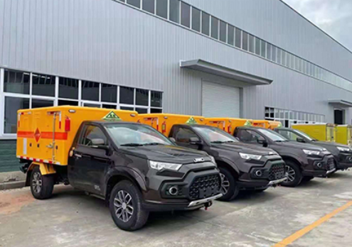华容爆破器材运输车-保障安全与效率的关键